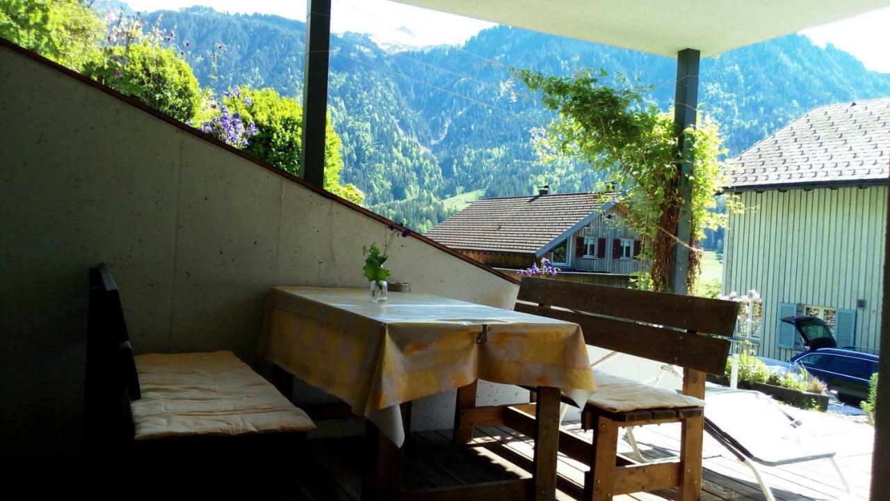Gaestehaus Lutz Mellau Exterior foto